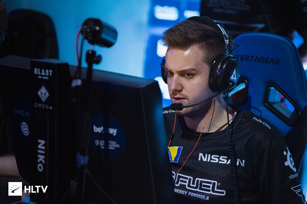 未来科技：解析“脑电波监控”在戒赌治疗中的精准干预应用。（前沿科技：脑电波监测助力戒赌精准干预）