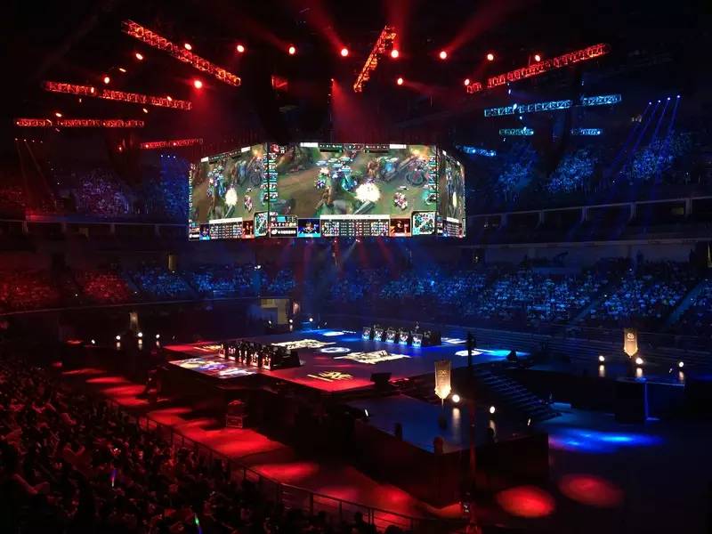 足彩分析：必发交易所的挂单对冲逻辑。（足彩策略解读：必发交易所挂单对冲机制）