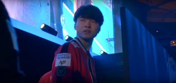 6人桌 vs 9人桌：游戏节奏与手牌范围的巨大差异（6人桌与9人桌：对局节奏与起手牌范围的显著差异）