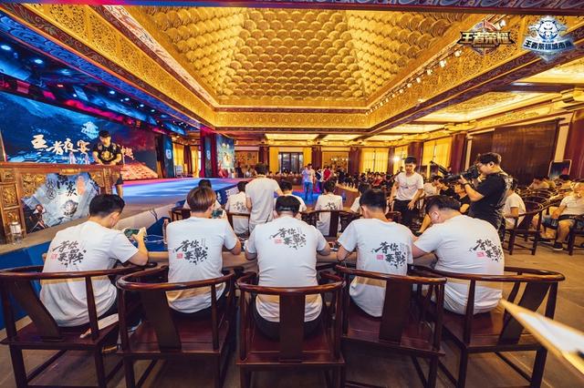 FUT Esports 在 VCT 2025： EMEA Stage 1 中处理了 Gentle Mates ，而 Team Heretics 对 GIANTX 毫无困难